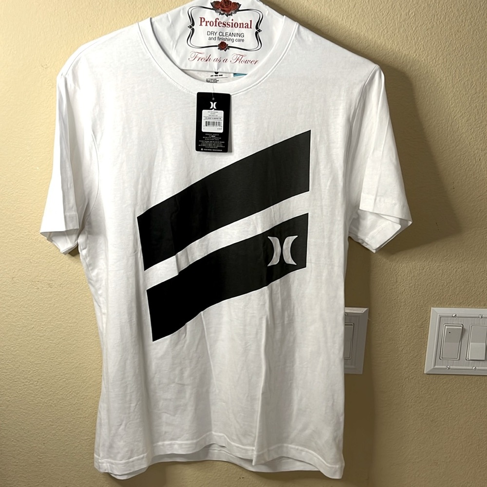 Hurley white new mens tee
